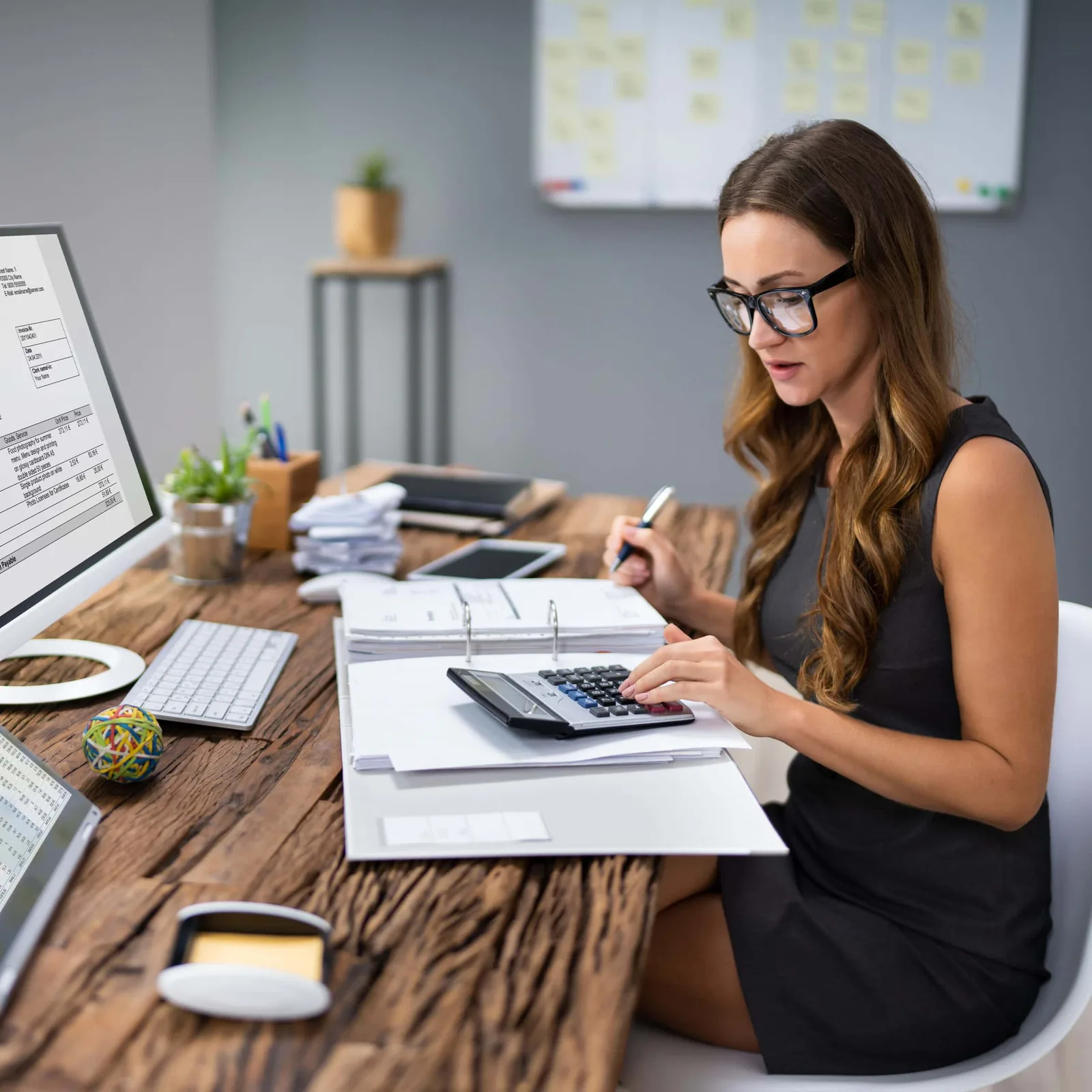 Cost Comparison: In-House Vs Outsourced Accounting